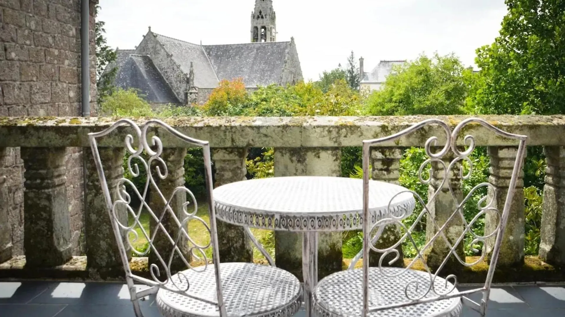 Villa En Campagne A Langoelan - Piscine Privee